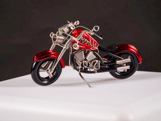 Upcycled Art Bike | Motorrad-Vibes aus Draht & Gummi